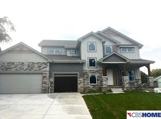 12406 Caspian Dr, Papillion, NE 68046