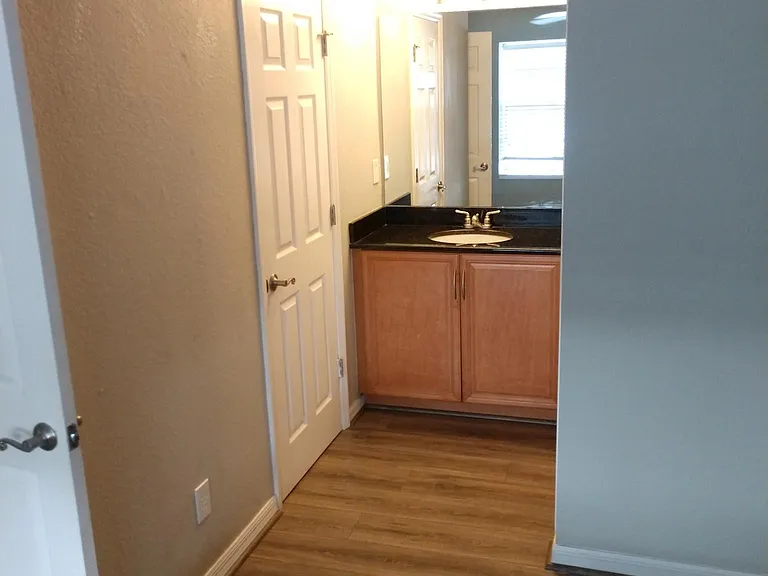 3321 Haviland Ct #103 — Photo 11