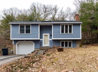 151 Searles Rd, Nashua, NH 03062