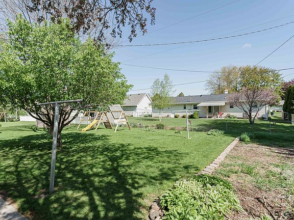 3rd image of 2511 Wesley Ave