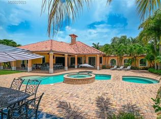 941 SE Martin Cove Pl, Stuart, FL 34997