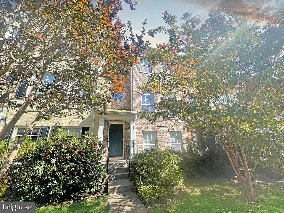 1st image of 1307 Wilcox Ave