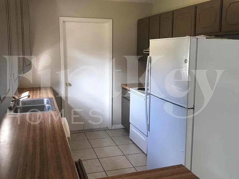 4804 Oriole Dr — Photo 11