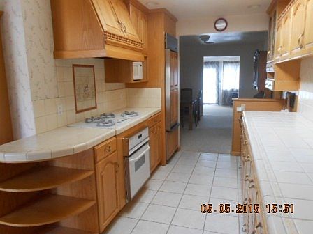 3rd image of 1221 Gerald Ave