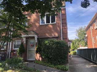 6144 165th St, Fresh Meadows, NY 11365