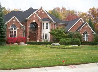 4938 Deer Creek Cir N, Washington, MI