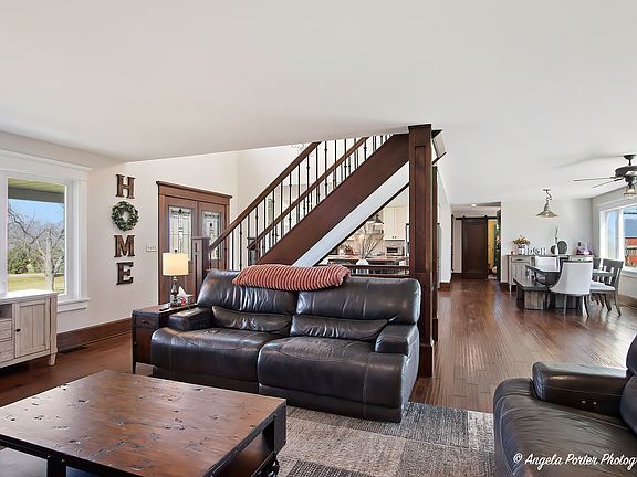 5th image of 11106 Siedschlag Rd