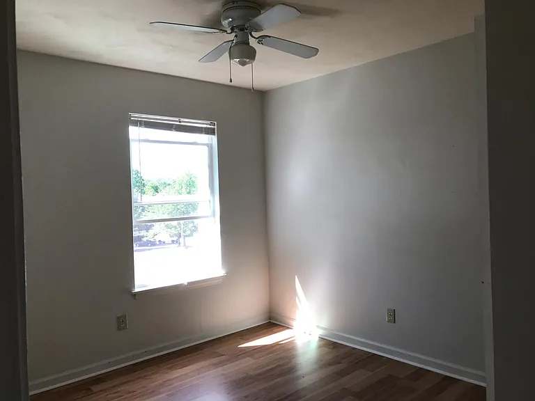 224 Pheasant Run Dr — Photo 17