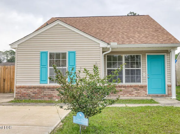 11132 Dede Dr, Gulfport, MS 39503