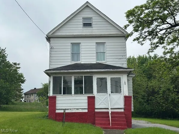 189 Madison St, Campbell, OH 44405