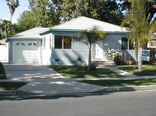 17561 Martha St, Encino, CA 91316