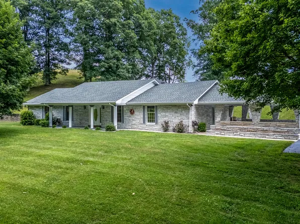 1044 Patrick Rd, West Liberty, KY 41472