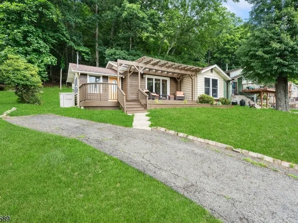 112 Seneca Lake Rd, Sparta Twp., NJ 07871