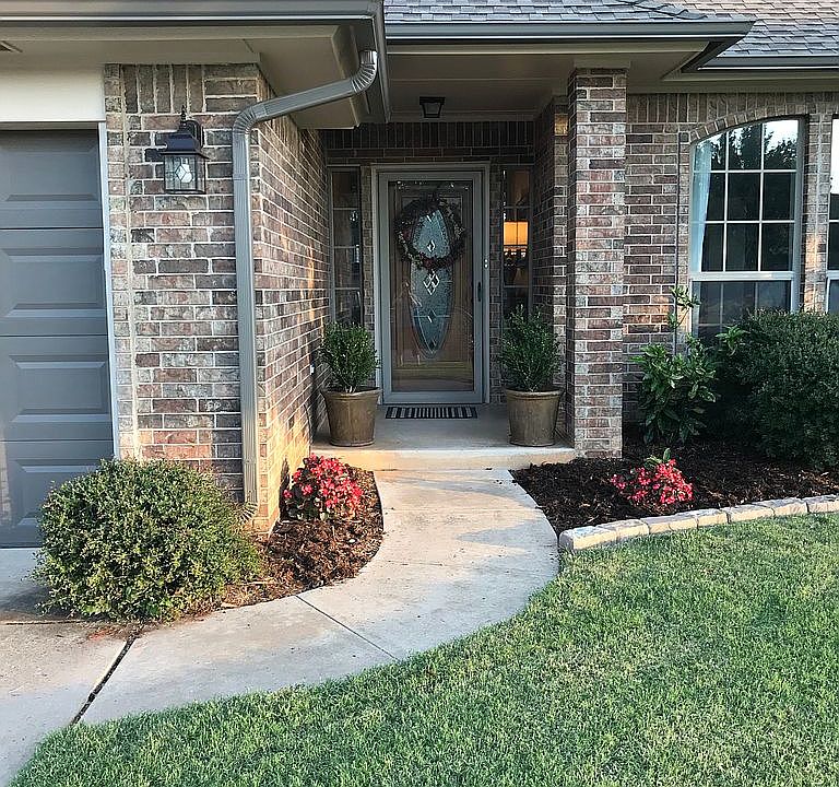 1st image of 2500 Woodhollow Trl
