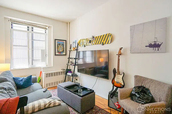 Rented by City Connections Realty | media 13