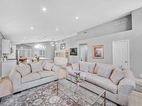 5th image of 7909 Turtle Cove Ave