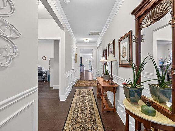 3rd image of 6655 Rivergreen Rd