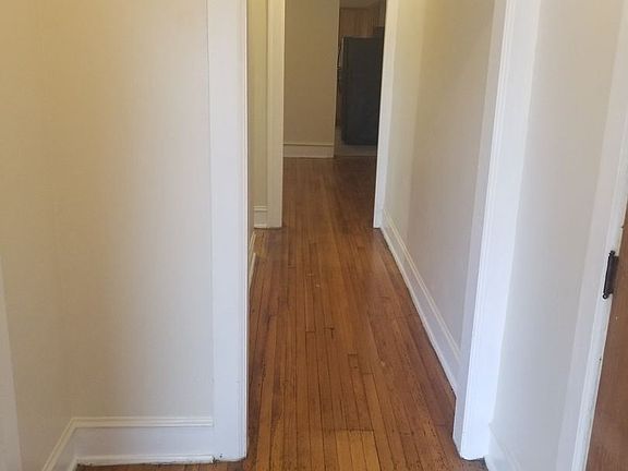 3rd image of 4501-4503 S Michigan 109 East 45 St #1-2-109