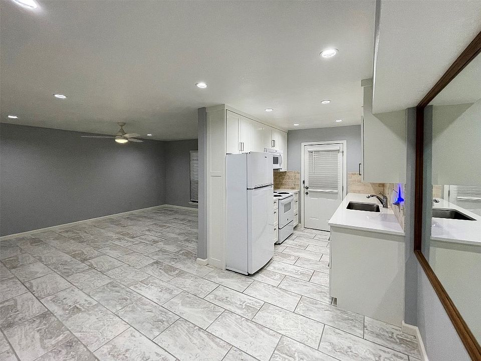 1st image of 12888 Montfort Dr APT 144