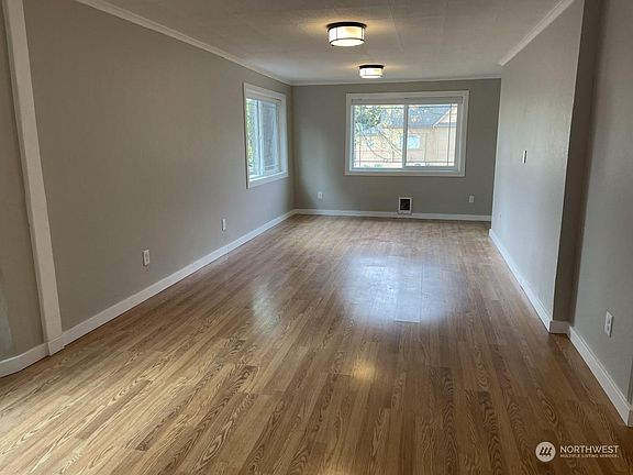 4th image of 1409 S Sheridan Ave Unit A