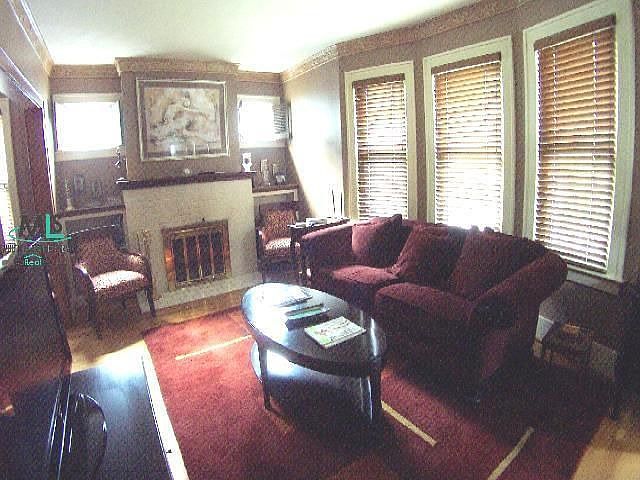 2nd image of 1587 Anita Ave