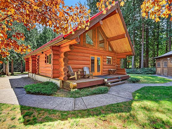 4th image of 4425 Forbidden Plateau Rd