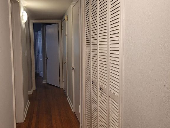 5th image of 3018 Oak St #81876942D