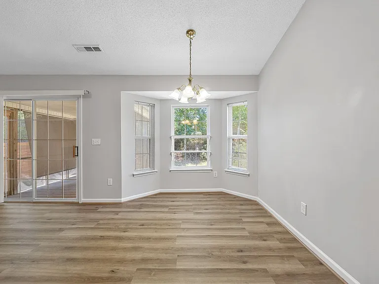 17 Waterfield Ct — Photo 10