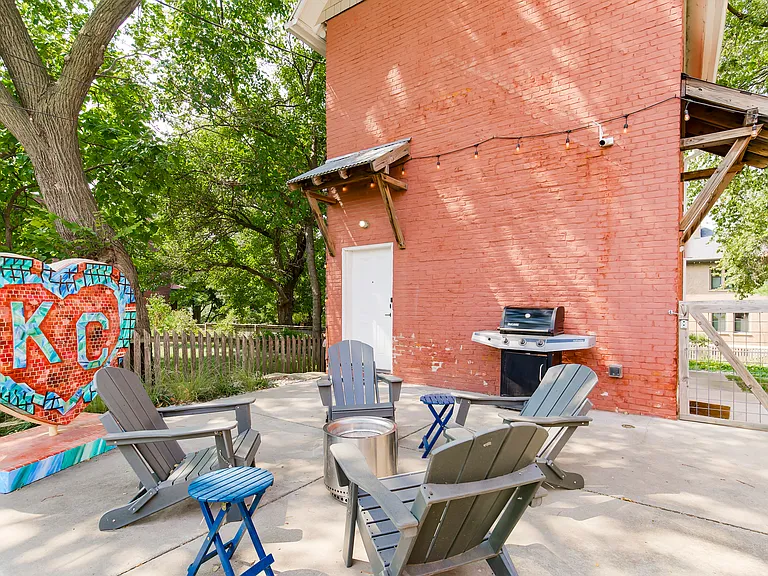 1617 Madison Ave — Photo 15