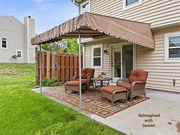 4th image of 305 Squire Cir