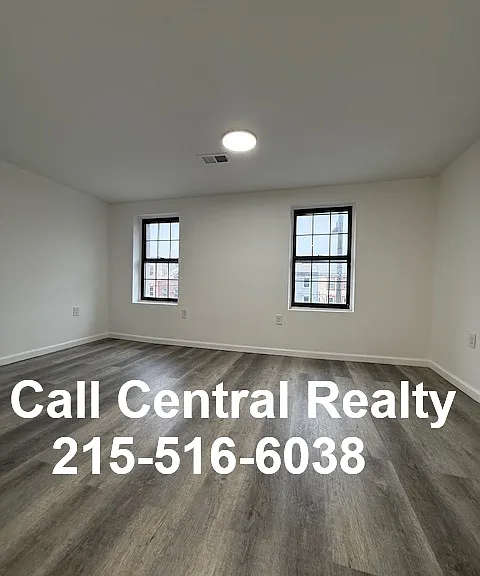 116 W Girard Ave #3 — Photo 3