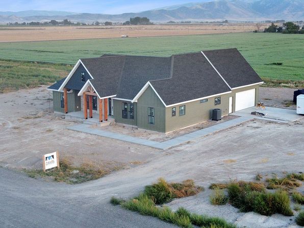 262 Ferdinand Cir