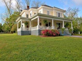 81 Main St, Moreland, GA 30259