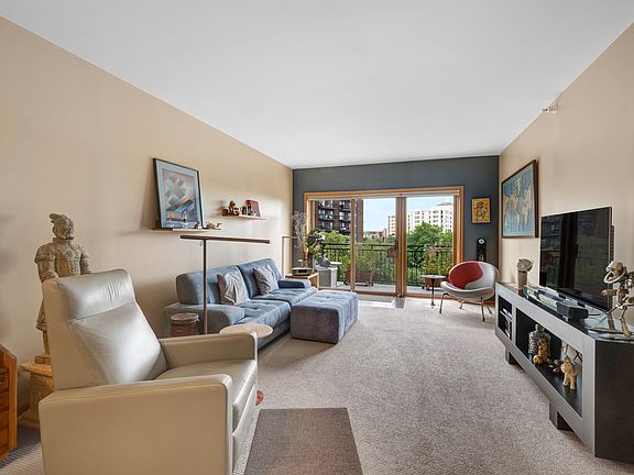 4th image of 1675 Mill St APT 506
