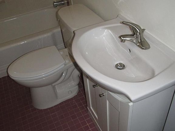 2nd image of 602 Penfield Ave Floor 3