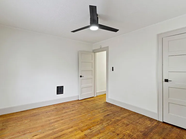 427 N Bancroft St — Photo 18