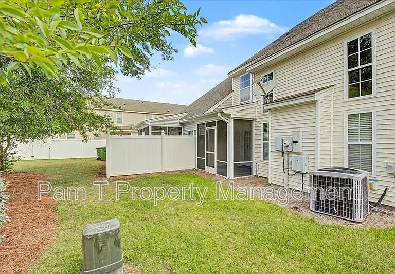 303 Gallery Way — Photo 26
