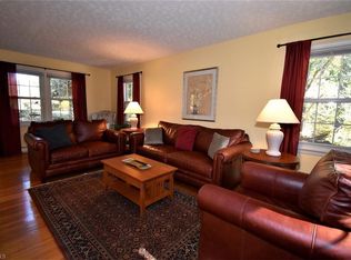 2648 London Ln, Winston Salem, NC 27103