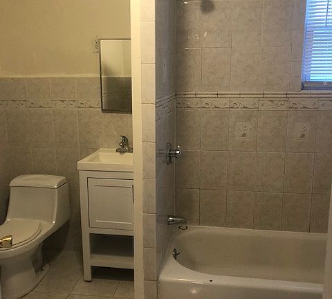 4th image of 288 Beacon St #2