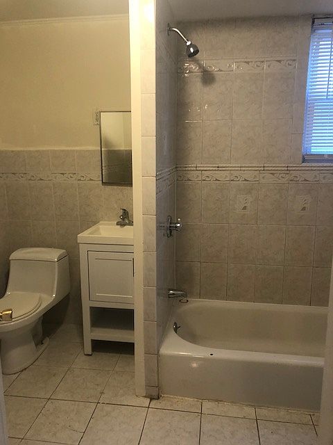 1st image of 286 Beacon St #2