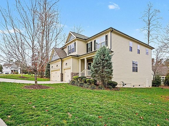 4th image of 91 Stratford Ln