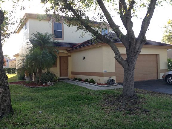 3rd image of 1834 NW 185th Ter