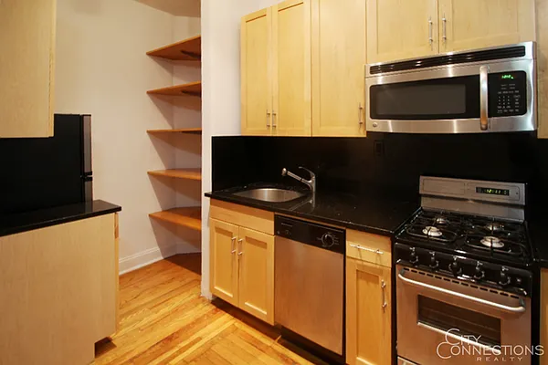 Rented by City Connections Realty | media 22