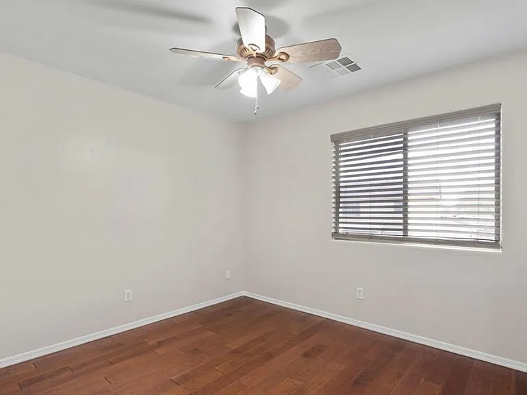 203 W Nolan Way — Photo 18