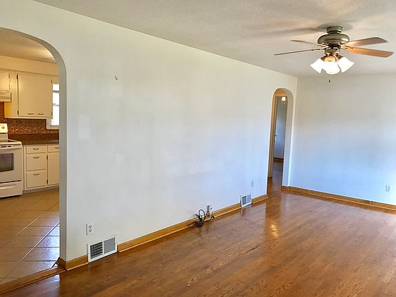 4th image of 507 S Blaine Ave