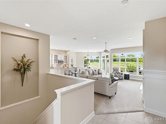 4th image of 10099 Putterview Way