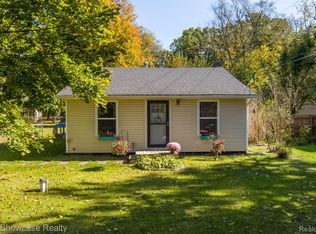 4850 Hillock, Highland, MI 48356