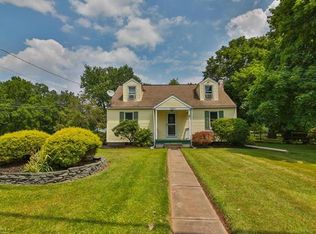 7051 Suter Rd, Coopersburg, PA 18036