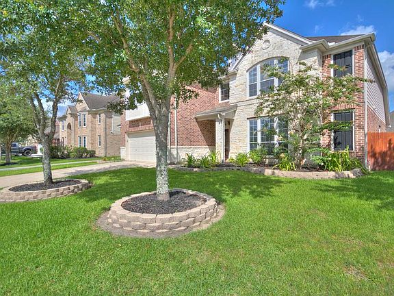 4th image of 2507 Quiet Lake Ct