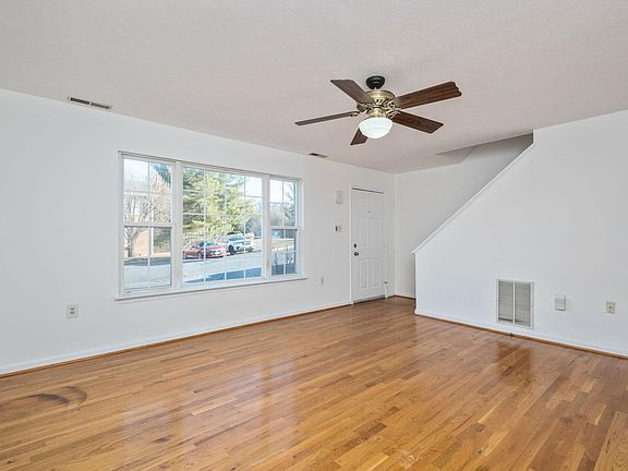 5th image of 2386 Breckenridge Ct